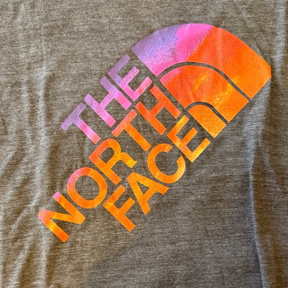 The North Face Women’s V-Neck Tee with Purple-Orange Logo brand new size XL - Picture 2 of 4